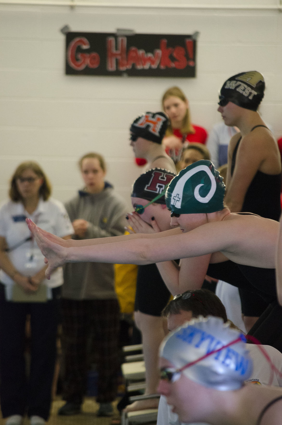 AB girls 200 free relay